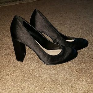 Classic Nine West Heels Black size 7